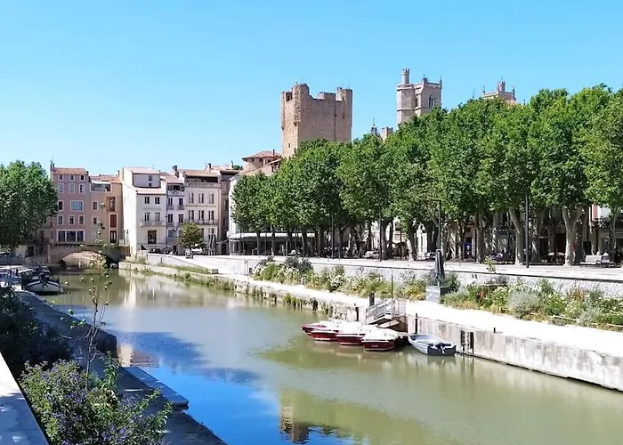 Appartement Avec Balcon, Bord Du Canal, Wifi.