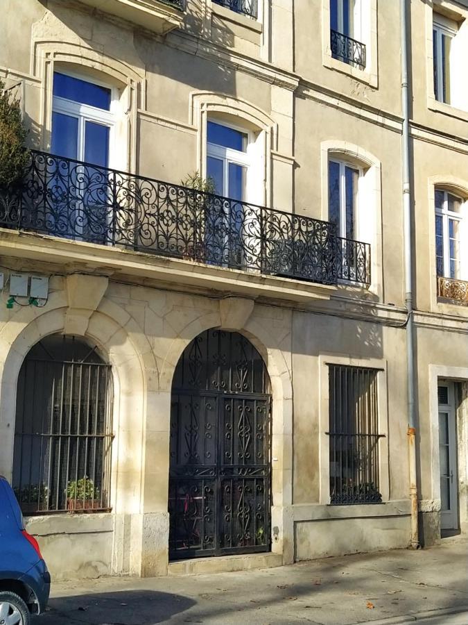 Avec Balcon, Bord Du Canal, Wifi.