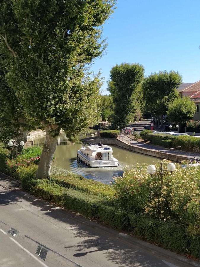 Avec Balcon, Bord Du Canal, Wifi. Narbonne